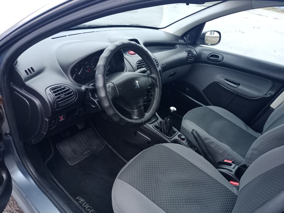 Peugeot 206 2009р 1.4 ГБО 1власник з салону