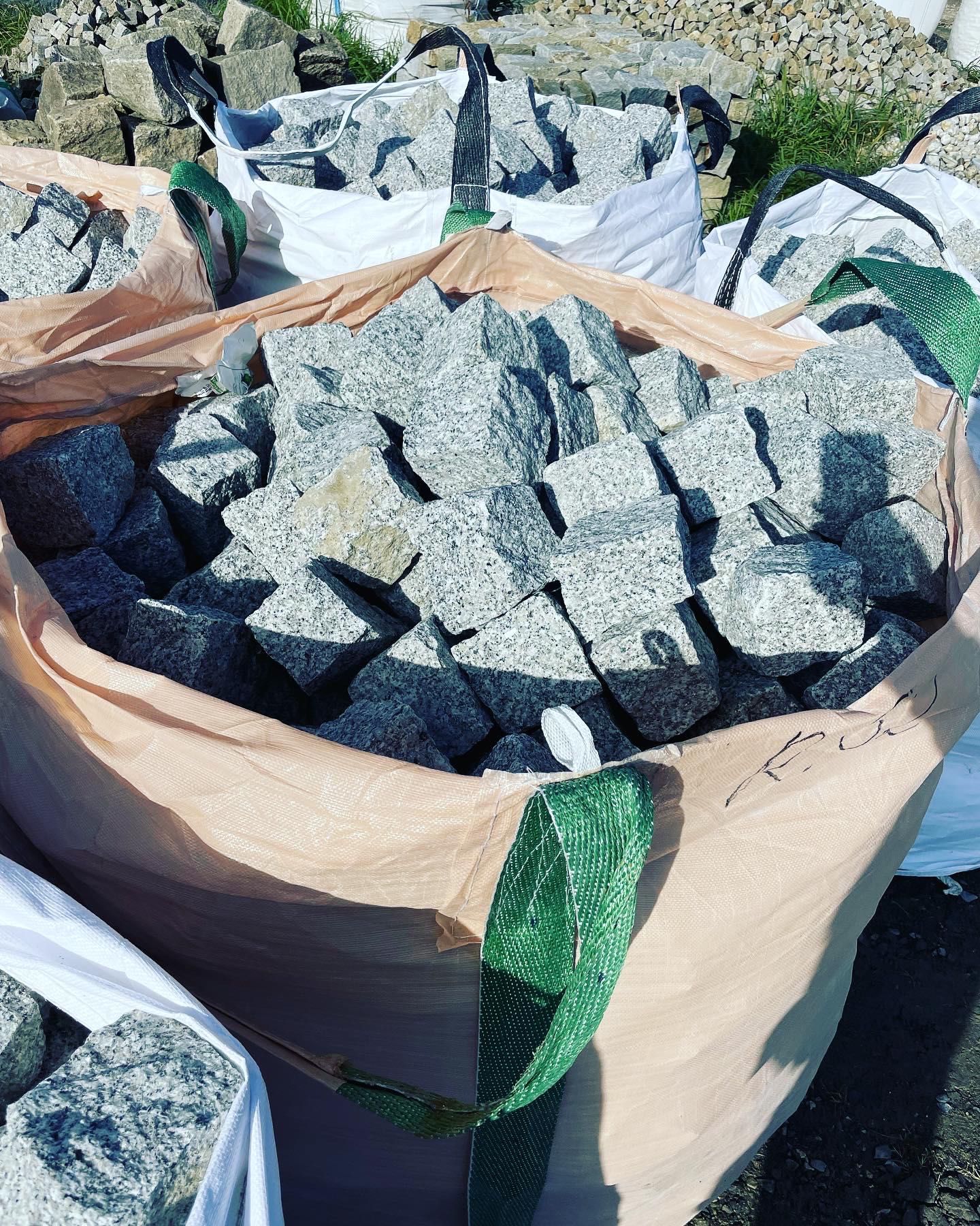 KOSTKA GRANITOWA Brukowa 4x6, 7x9, 8x11, 10x10 Szara Ruda Granit