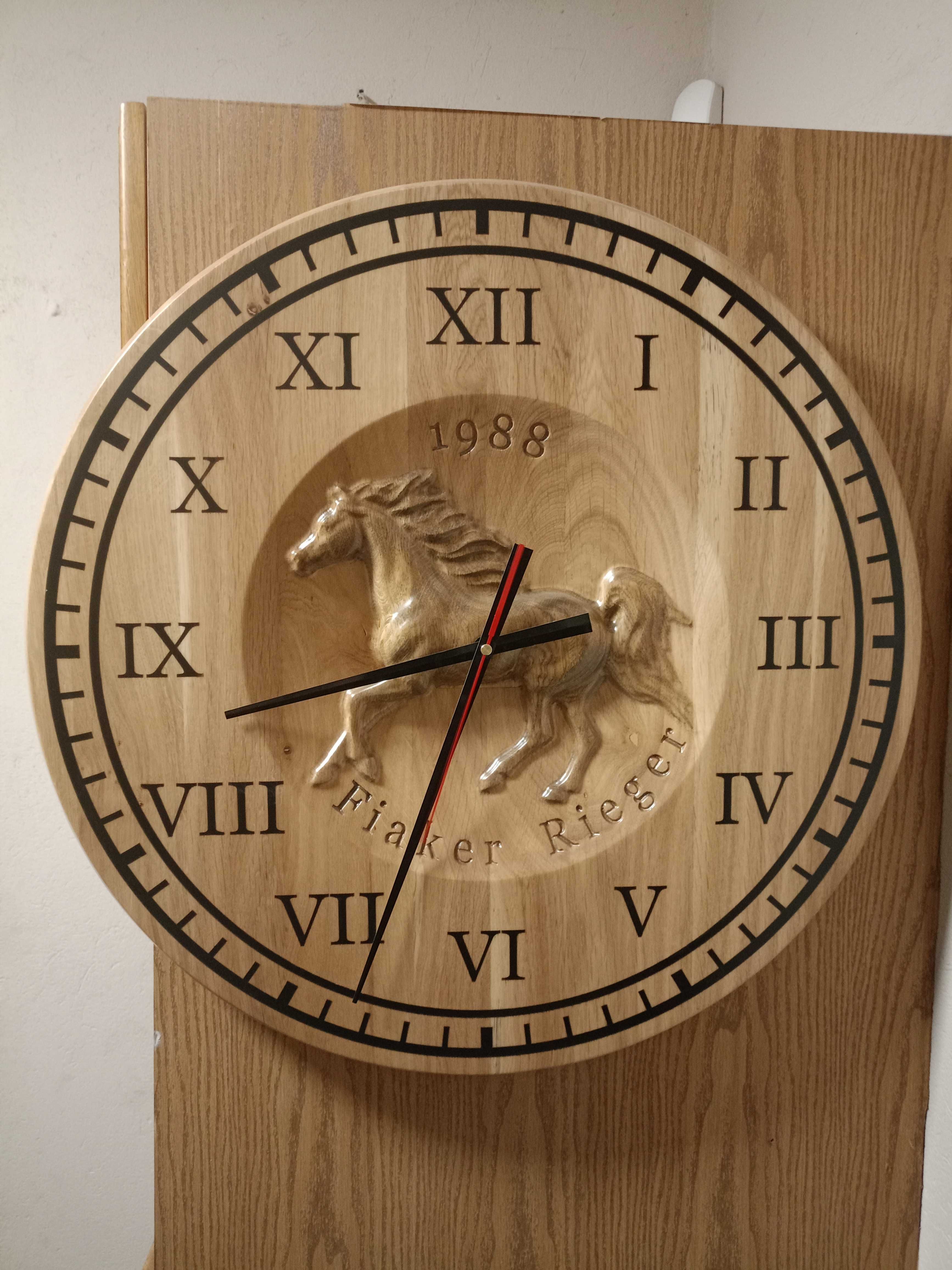 Zegar drewniany 58cm rzeźbiony mechanizm płyny cichy