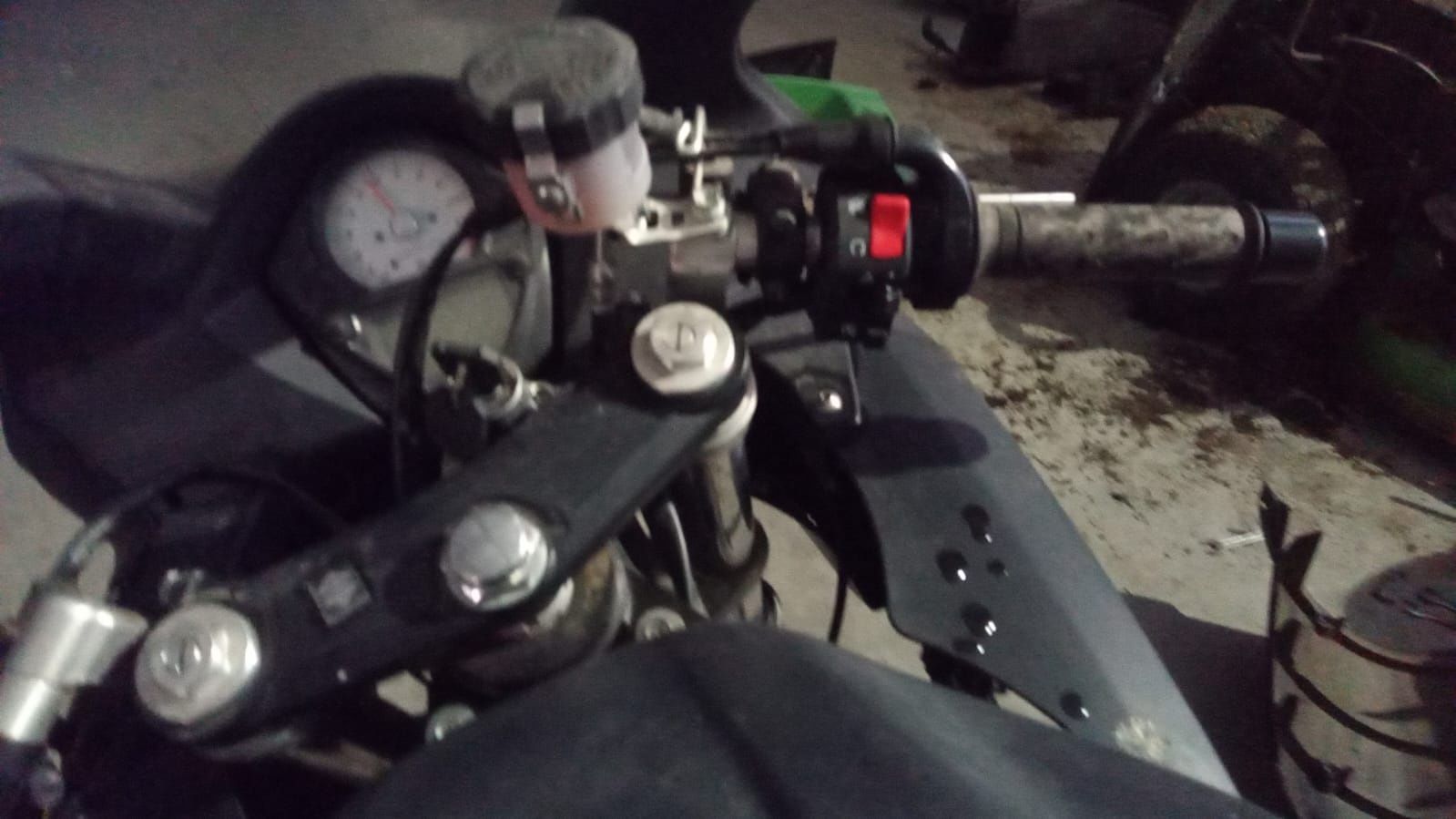 Moto Suzuki sv 650s