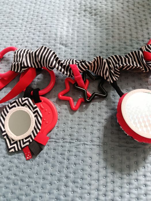 Zawieszka do wózka, grzechotka, zabawka dla niemowląt