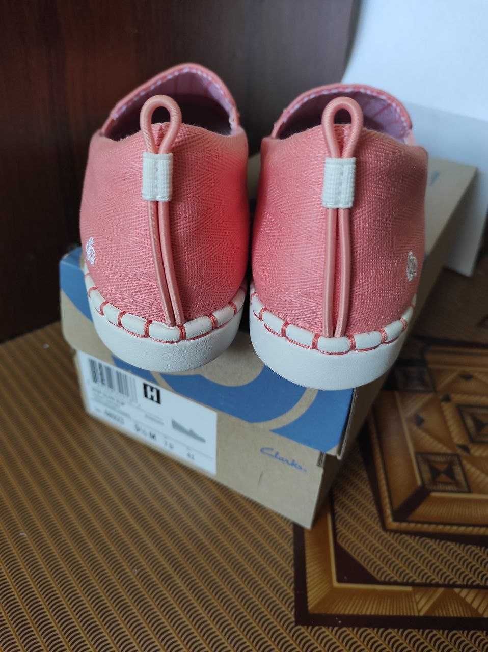 Сліпони  мокасини Clarks  Кларкс р. 40