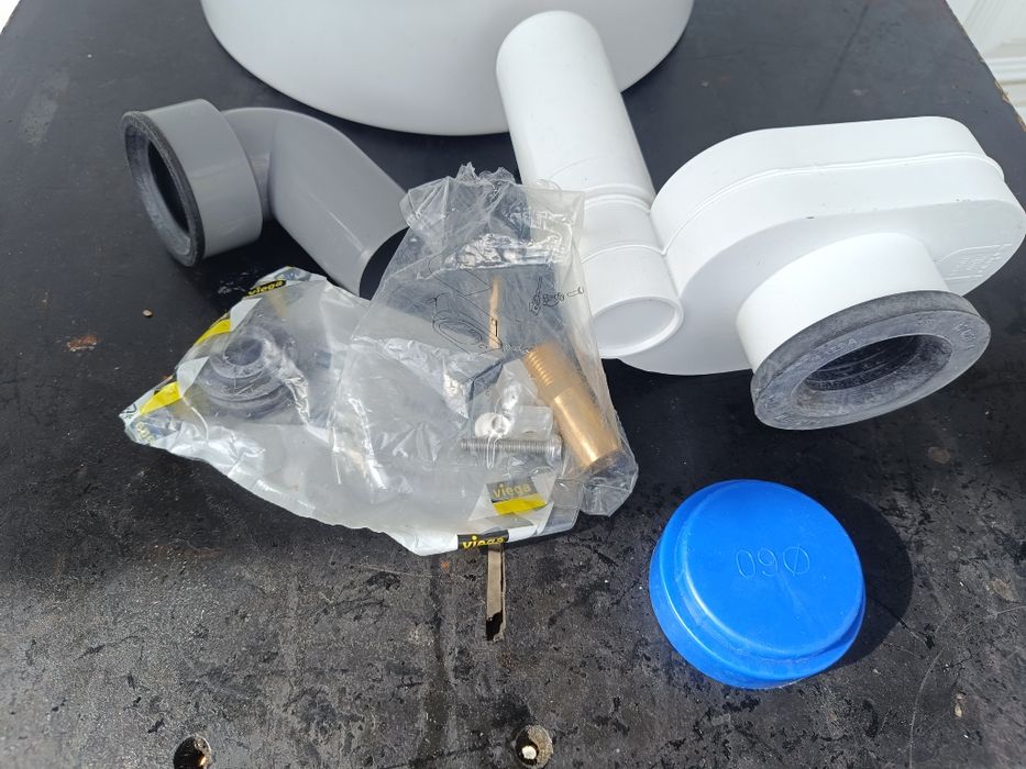 Urinol Branco com Escoamento Horizontal Sanitana MAR