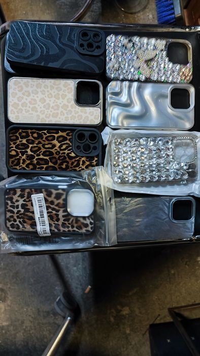 Etui iPhone 13 pro dużo nowych sztuk niskie ceny dla kobiet