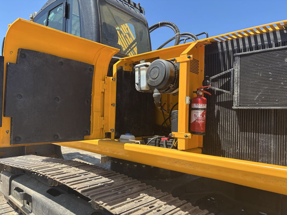 Екскаватор JCB JS240 2011р.в.