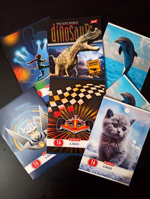 Zeszyty szkolne Nowe (16 kartek - linia) 7 szt razem