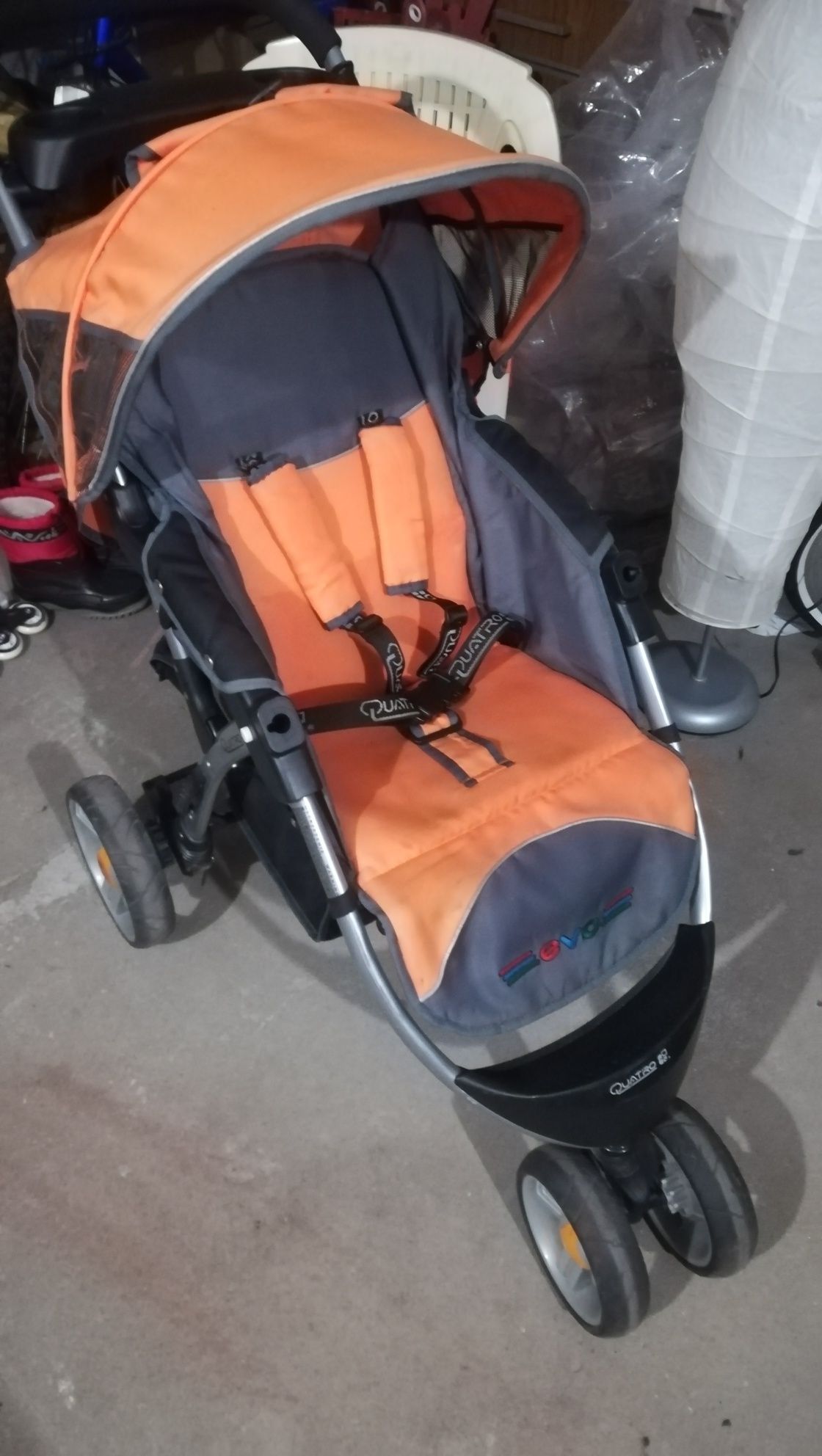 Wózek spacerowy Evo Quattro