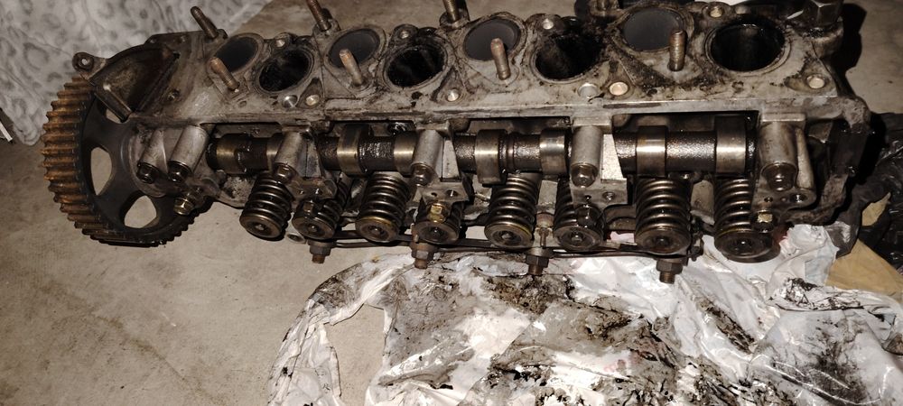 Cabeça Mitsubishi 2.5TD motor 4d56