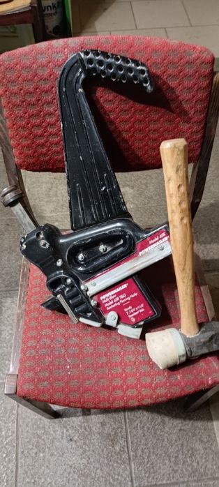 Pistolet POWERNAILER do montażu desek drewnianych