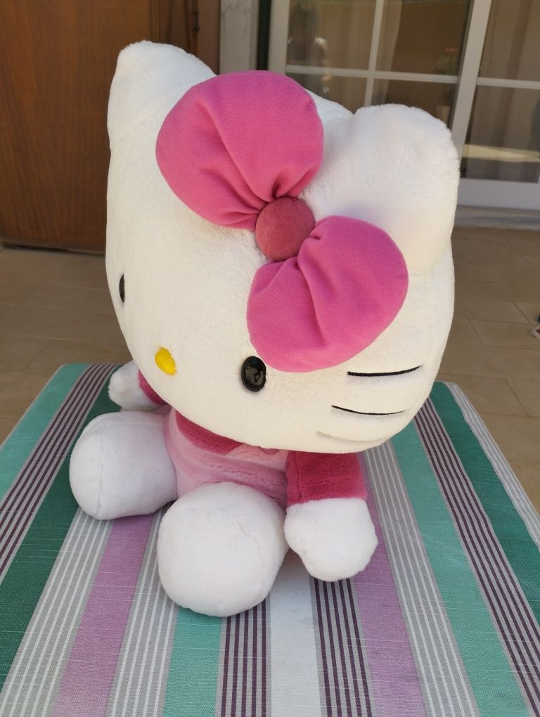 Peluche Hello Kitty