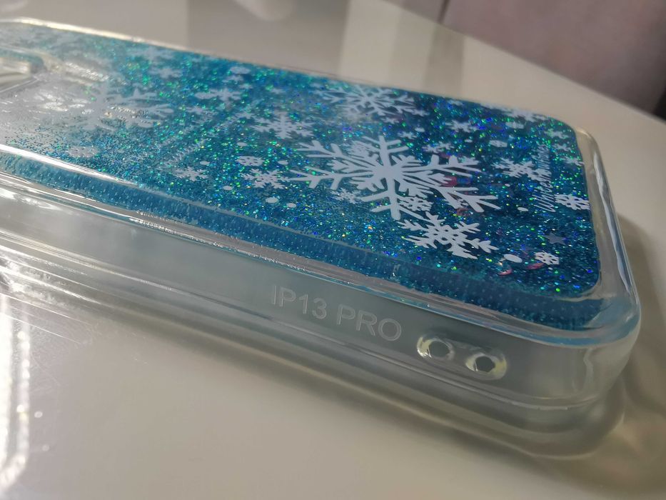 Etui IPhone 13 Pro Nowe motyw śniegu z płynnym brokatem