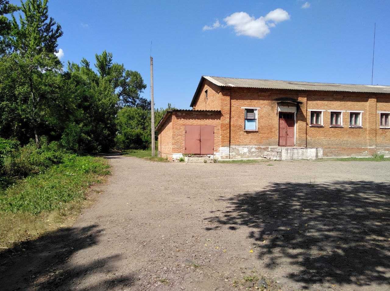 Продаж спеціального приміщення на вул. Ситника 4, площа 411.5 кв.м
