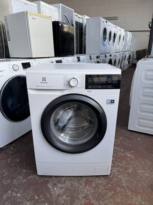 Wąska pralka Electrolux 600 SensiCare 7kg.1400obr. Gwarancja.Transport