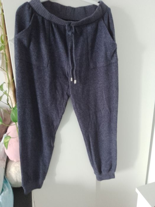 Spodnie damskie z dzianiny ciepłe