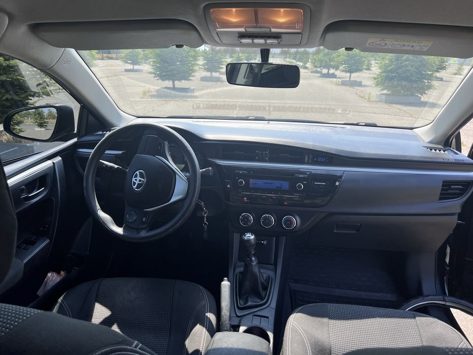 Toyota Corolla 1.33 2013 р. 6-мех.