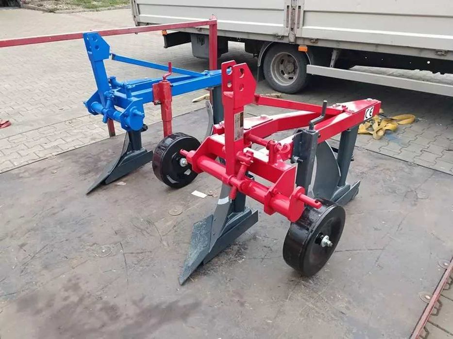 Części/Lemiesz Mały pług do mini traktorków 1/2skiby Polecam
