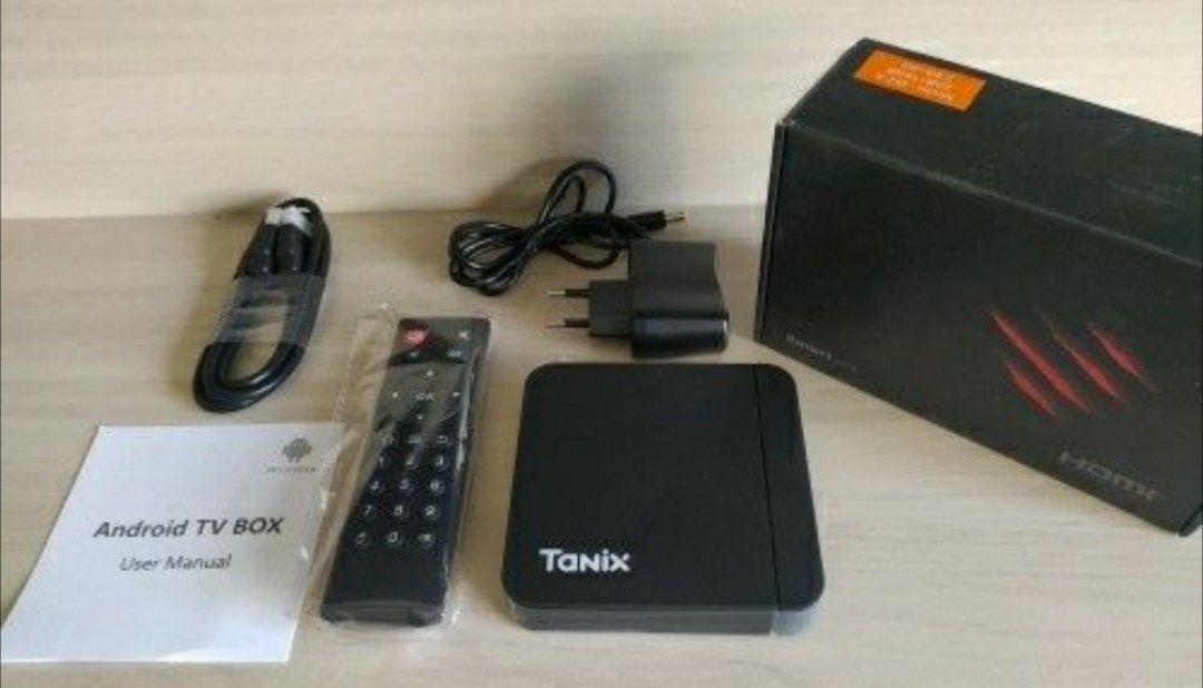 TV приставка TANIX W2 2Гб/16ГБ на ОС Android 11. Нова в коробці