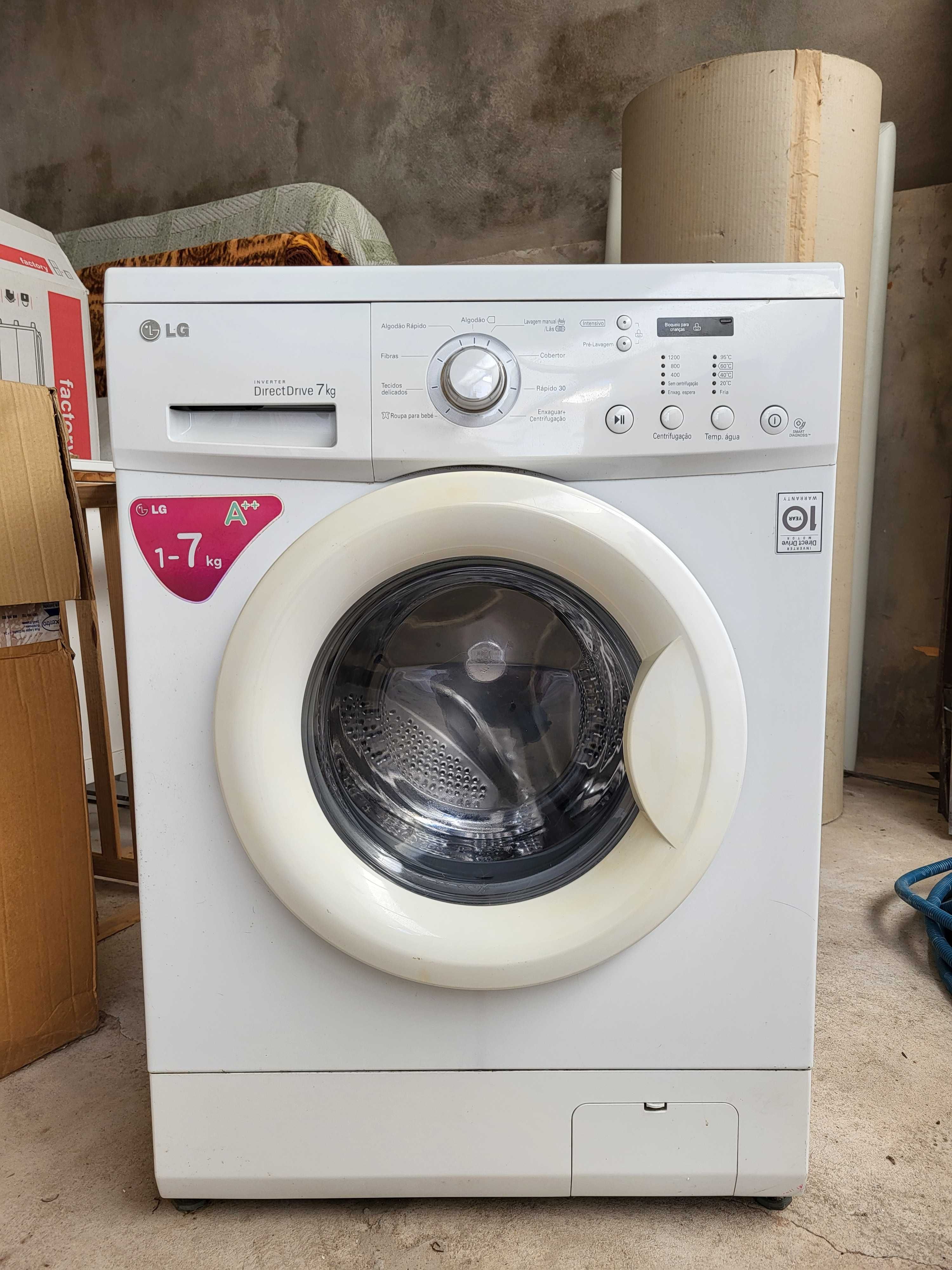 Máquina de lavar roupa LG Inverter DirectDrive 7kg