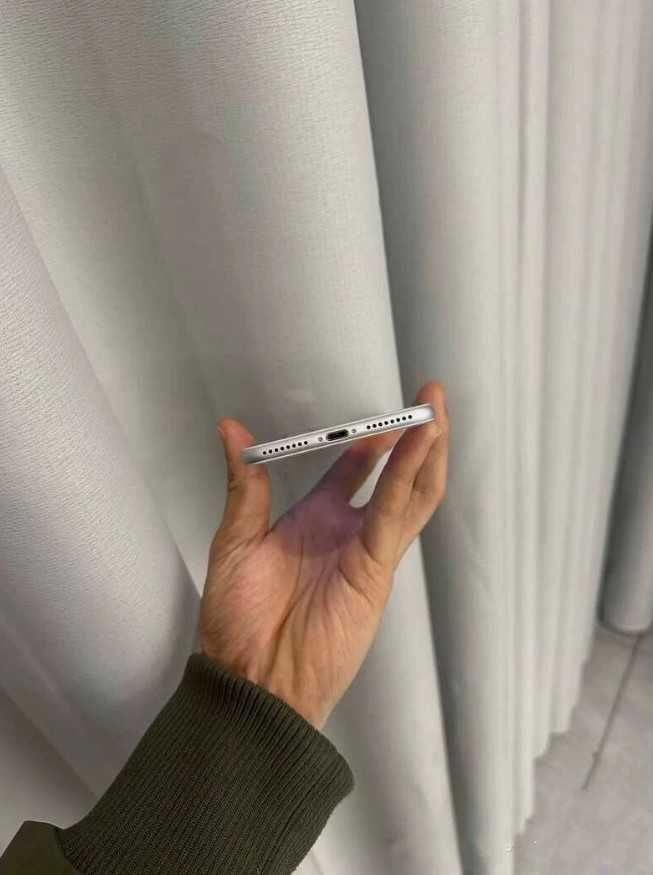 Iphone 7 Plus, bateria 99%, como novo