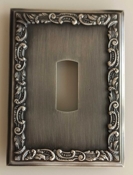 Espelho tomada estilo Luis XV