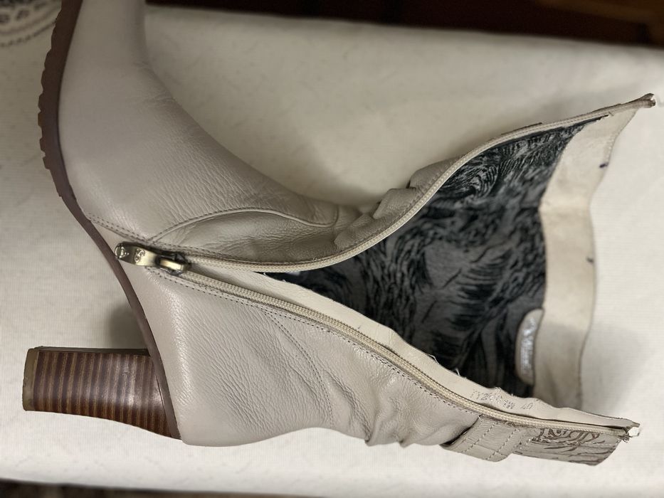 Чобітки жіночі осінні