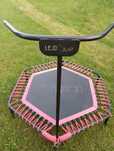 Trampolina fitnes z uchwytem