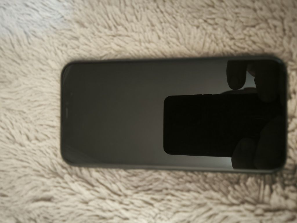 iPhone 11 чорний