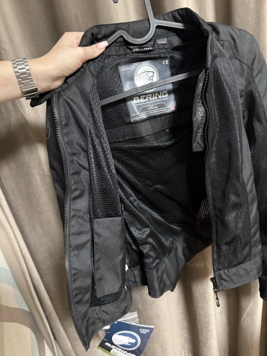 Женская мотокуртка новая bering