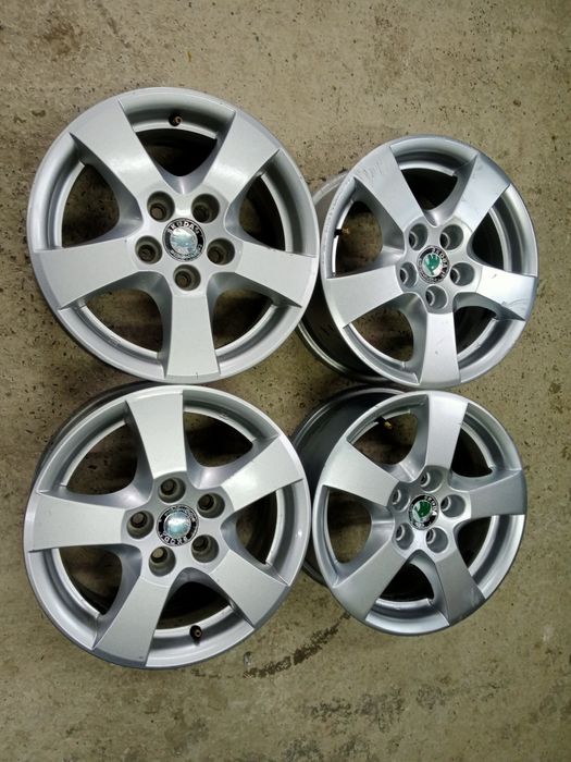 5/100 r14 et43 Volkswagen Skoda Титани 4шт