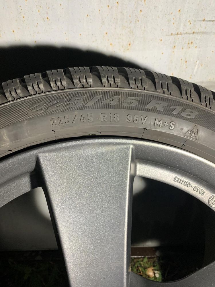 Продам литі диски на Ford 225/45r18 Dezent