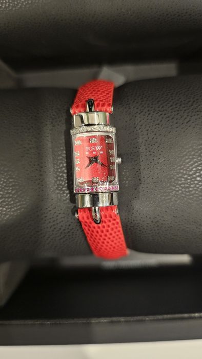 Damski zegarek z diamentami, szwajcarski marki RSW