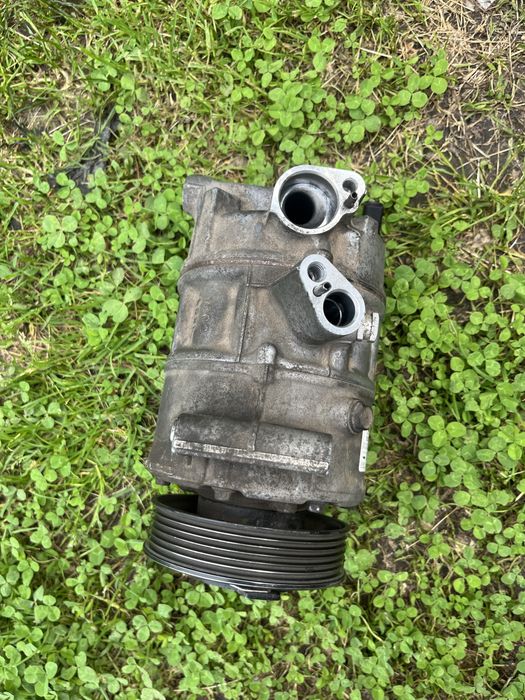 Компресор кондиціонера Volkswagen 2011, 2.0 бензин америка