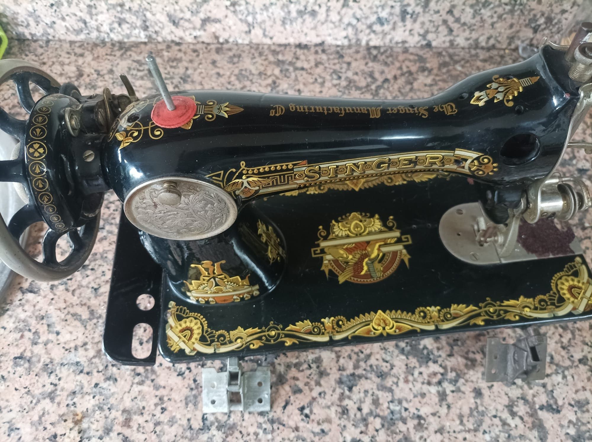 Máquina de costura antiga Singer