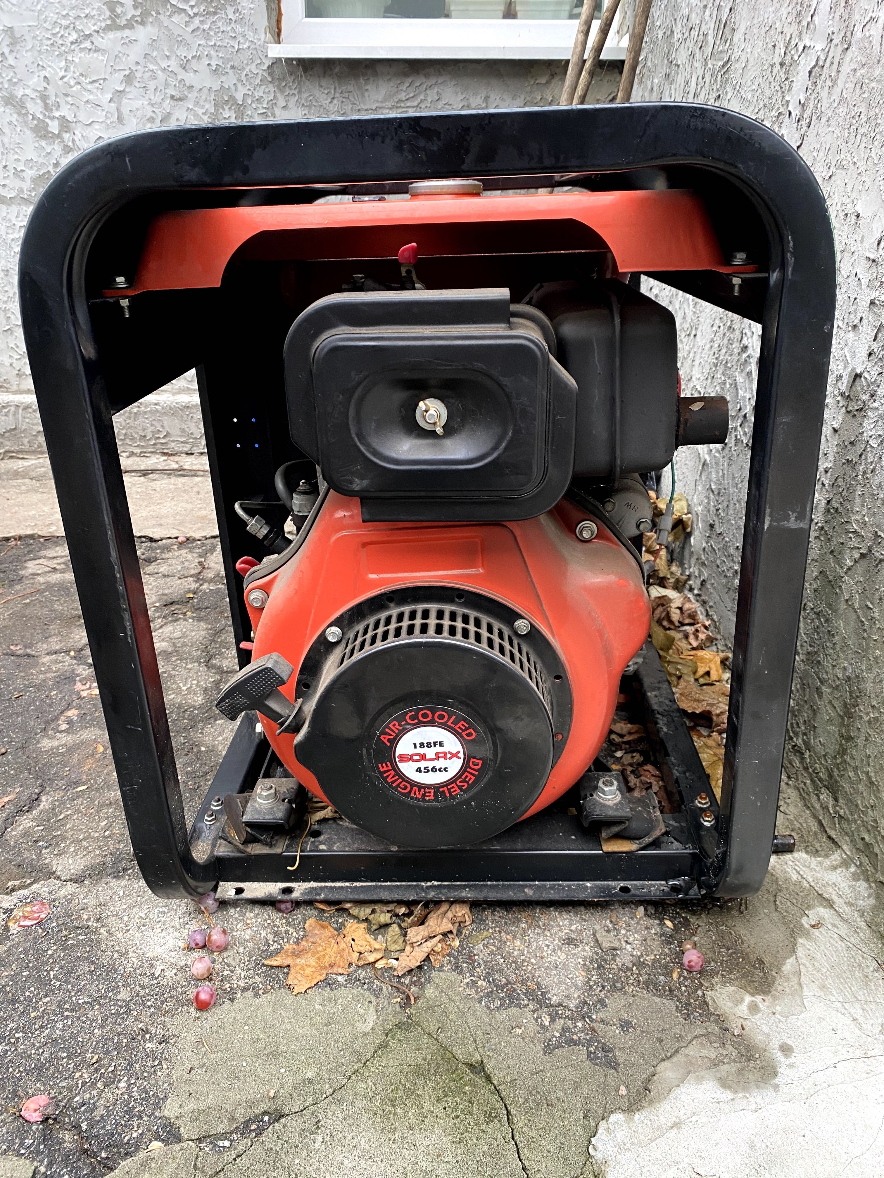 Дизельний генератор SOLAX SDJ8500ME