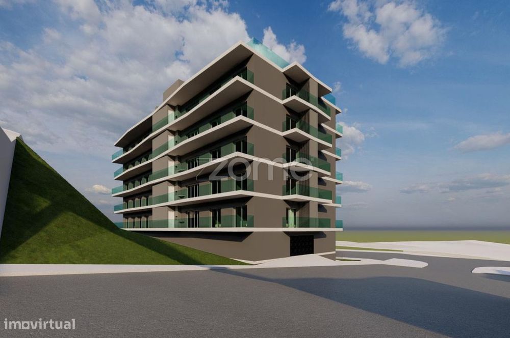 Apartamento T4 com piscina privativa, em Ferreiros, Braga!