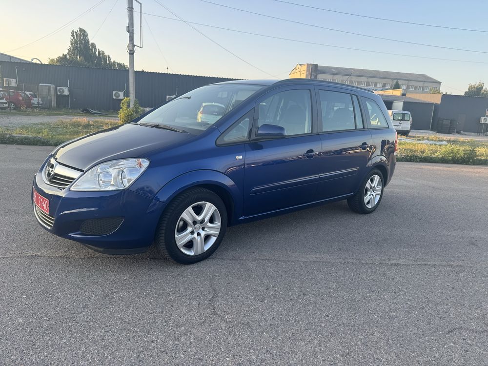 Opel Zafira 1,6 бензин 7 місць