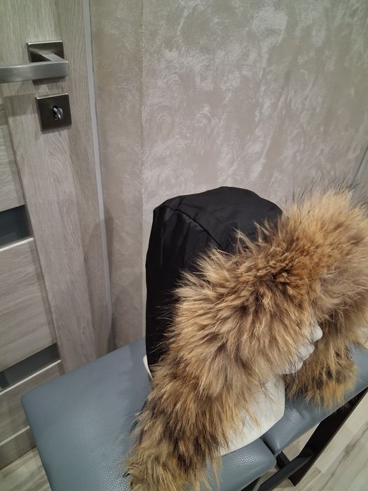 Kaptur z  pięknym lisem jenota