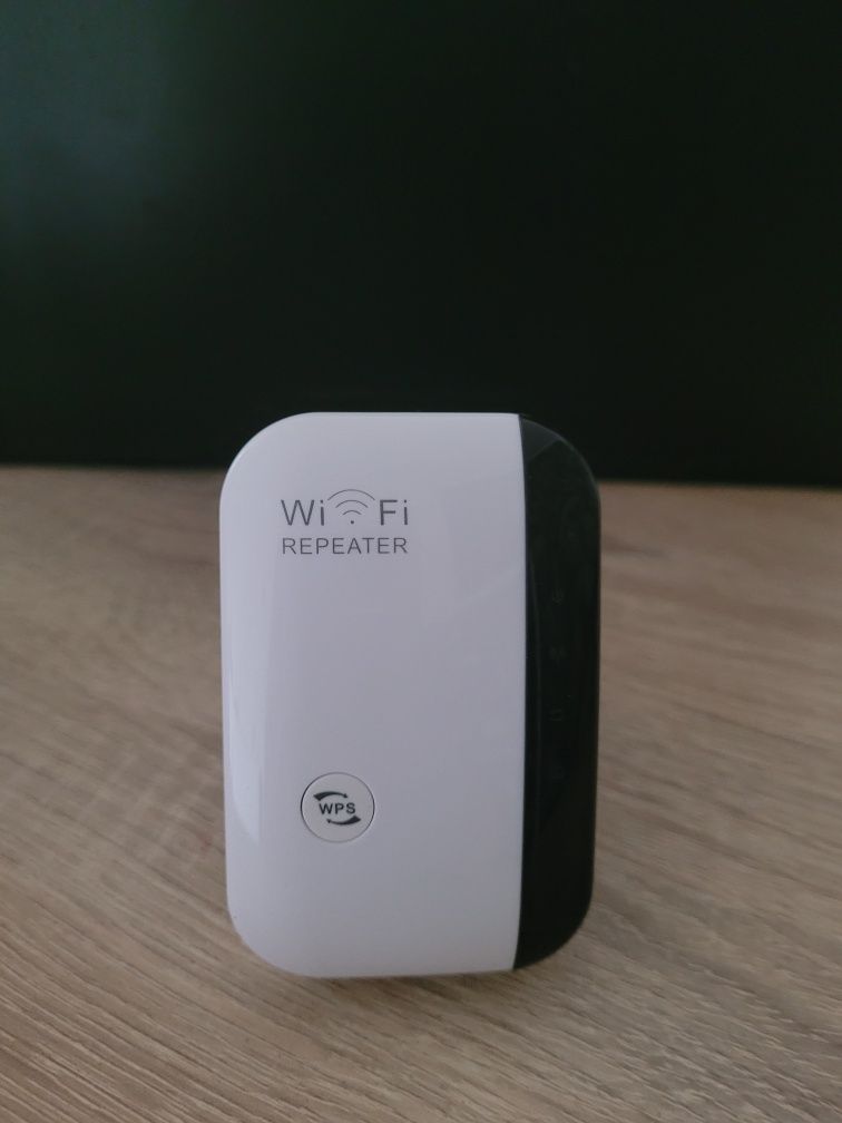 „Bezprzewodowy wzmacniacz sygnału Wi-Fi
„