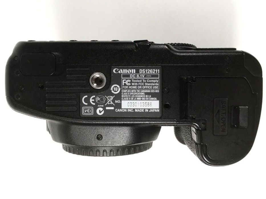 Canon 50D цифровая фотокамера на 16 миллионов пикселей