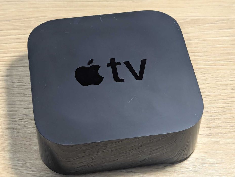 Apple TV 4K модель A1842 (MQD22) медиа плеер 4K (Первое поколение)