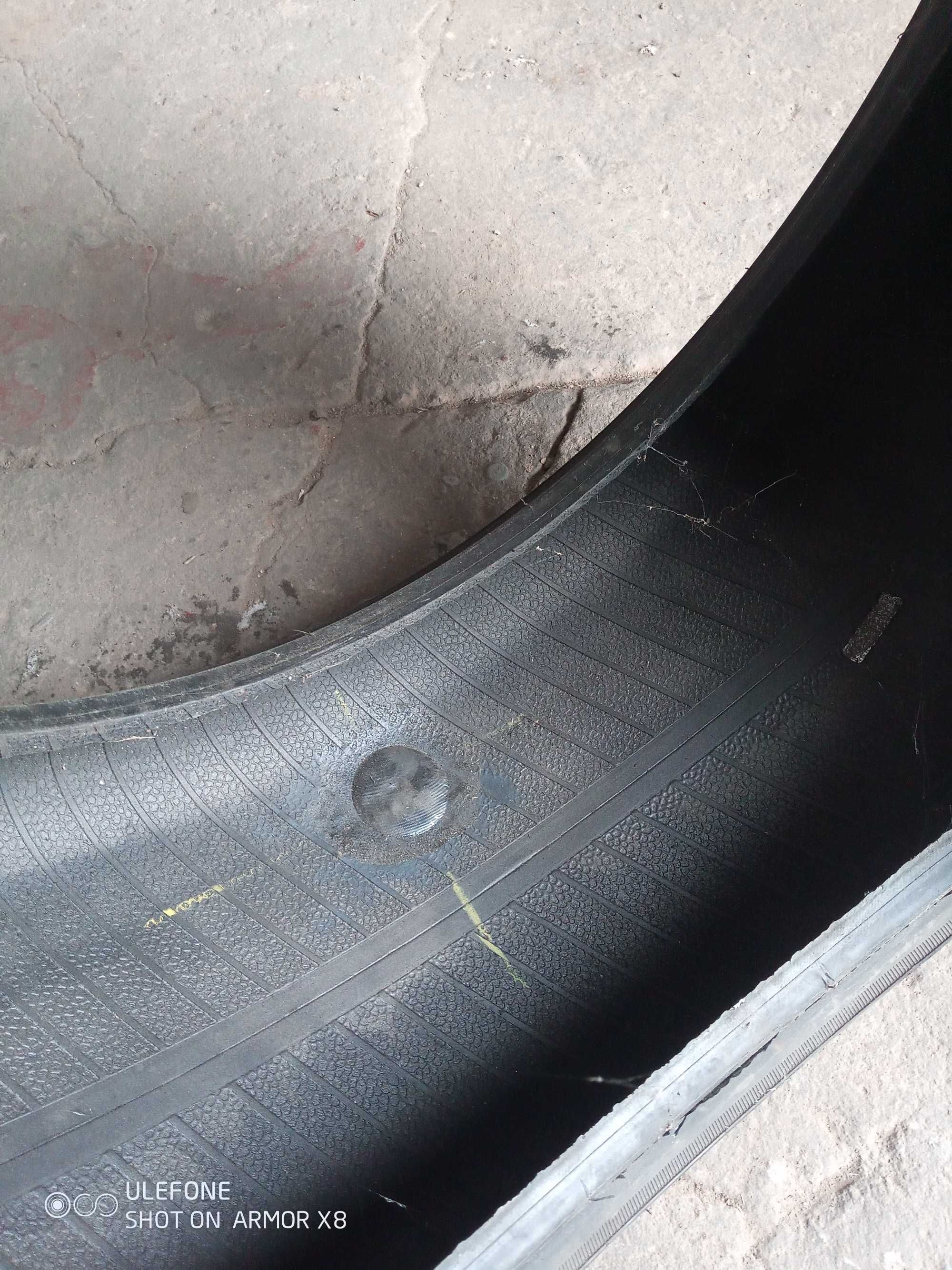 Opona letnia 245/40/R17 MINERVA