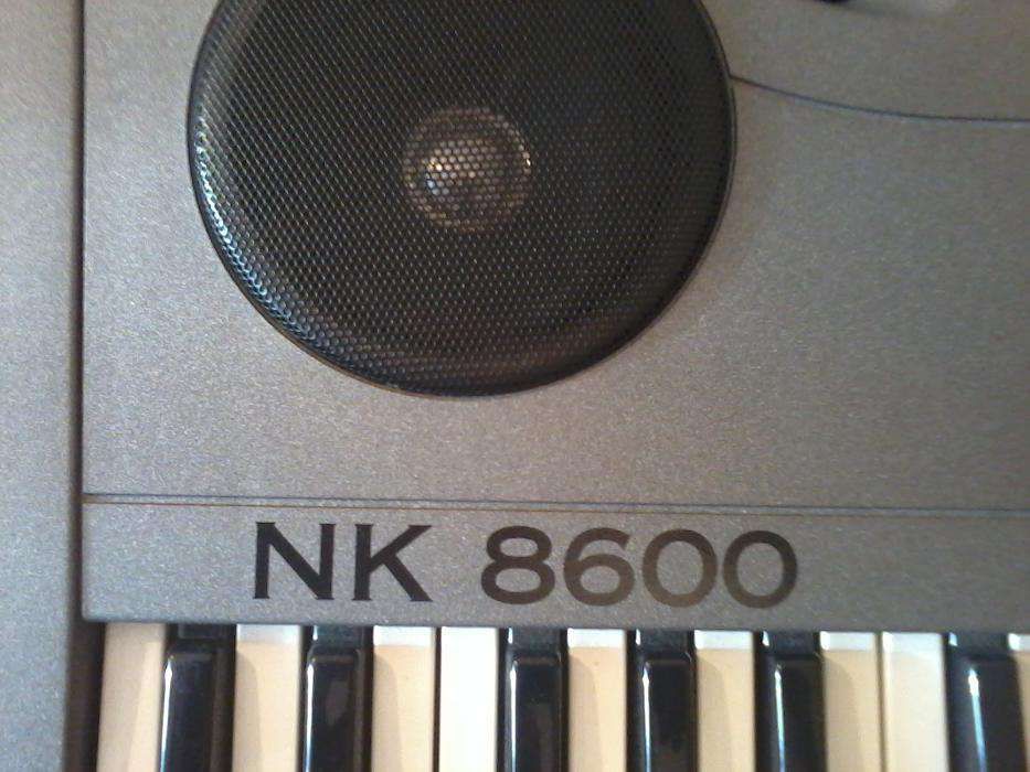 синтезатор Bontempi LEONARDO NK-8600