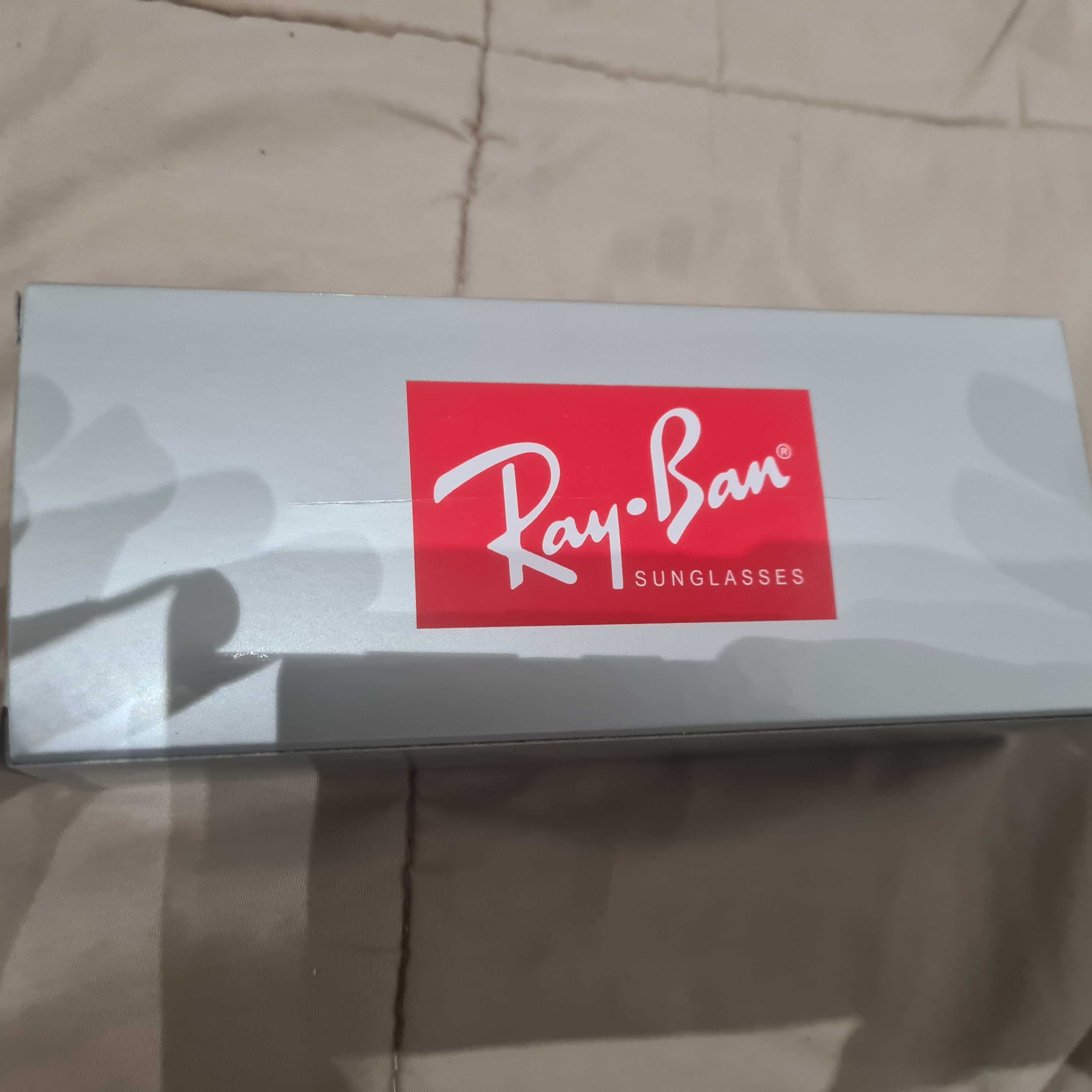 Óculos de sol RAY-BAN NOVOS na caixa