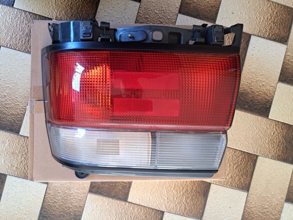 Farolim Toyota Corolla STARVAN