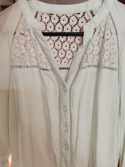 Jasno seledynowa koszula