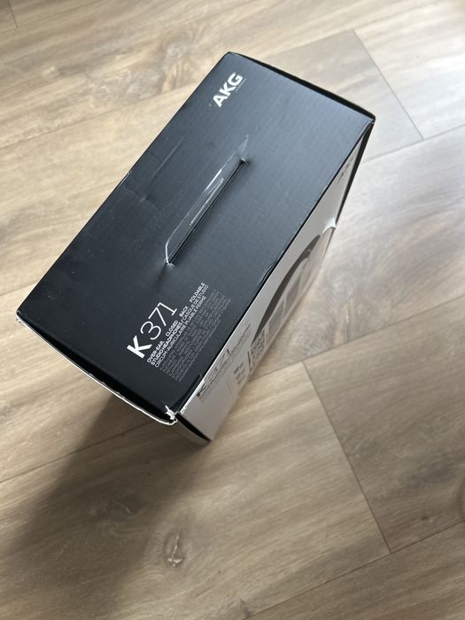 Słuchawki studyjne AKG K371 komplet jak nowe