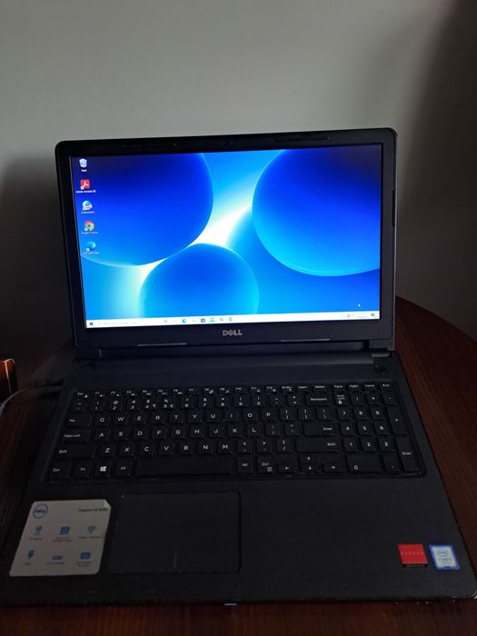 Sprzedam Dell Inspiron 3576  15,6" Intel CoreTM i5-7200U 8GB RAM