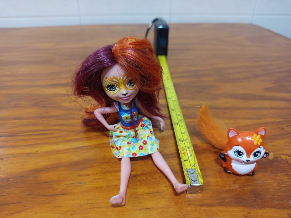 Boneca enchantimals -  Mattel