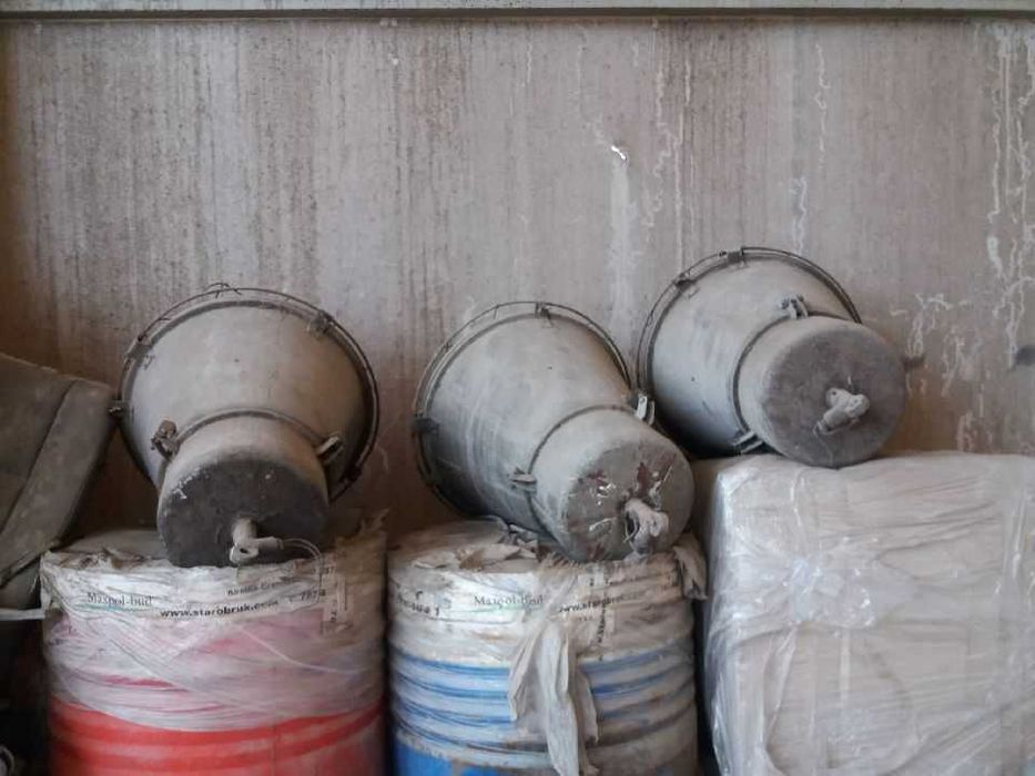 Stare schody granitowe kamienne ,płyty granitowe starobruk Stare Lampy