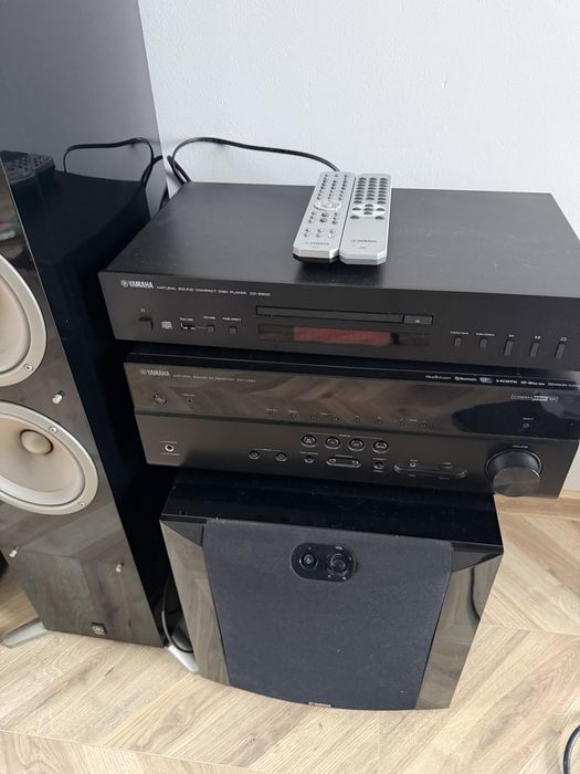 Mocny Zestaw Kino domowe 5.1 Yamaha seria NS czarny piano